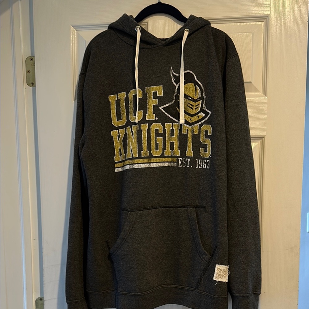 Retro Men’s  Gray UCF Sweatshirt with Classic Design